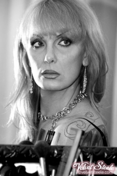 velvetsteele_black_ white_glamour-10