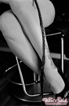 velvet-steele-black-white-gamour-07