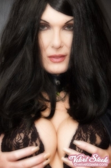 velvet-steele-vampire-05